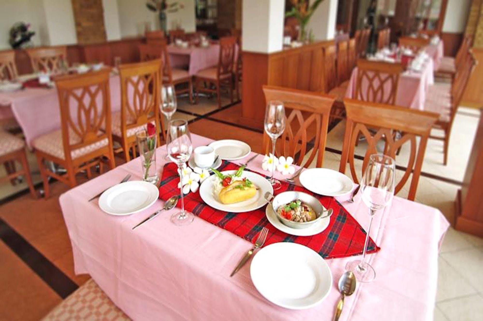 Kiengpiman Hotel Mukdahan Exteriér fotografie